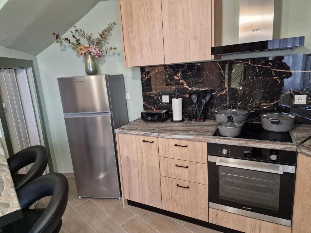 Solymar Prive Apartman Arhángelosz Kültér fotó